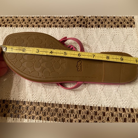 Coach Julia Tea Rose Sandals NWOT - Picture 12 of 13